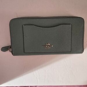 Coach Green Zip Wallet